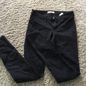 Black skinny jeans
